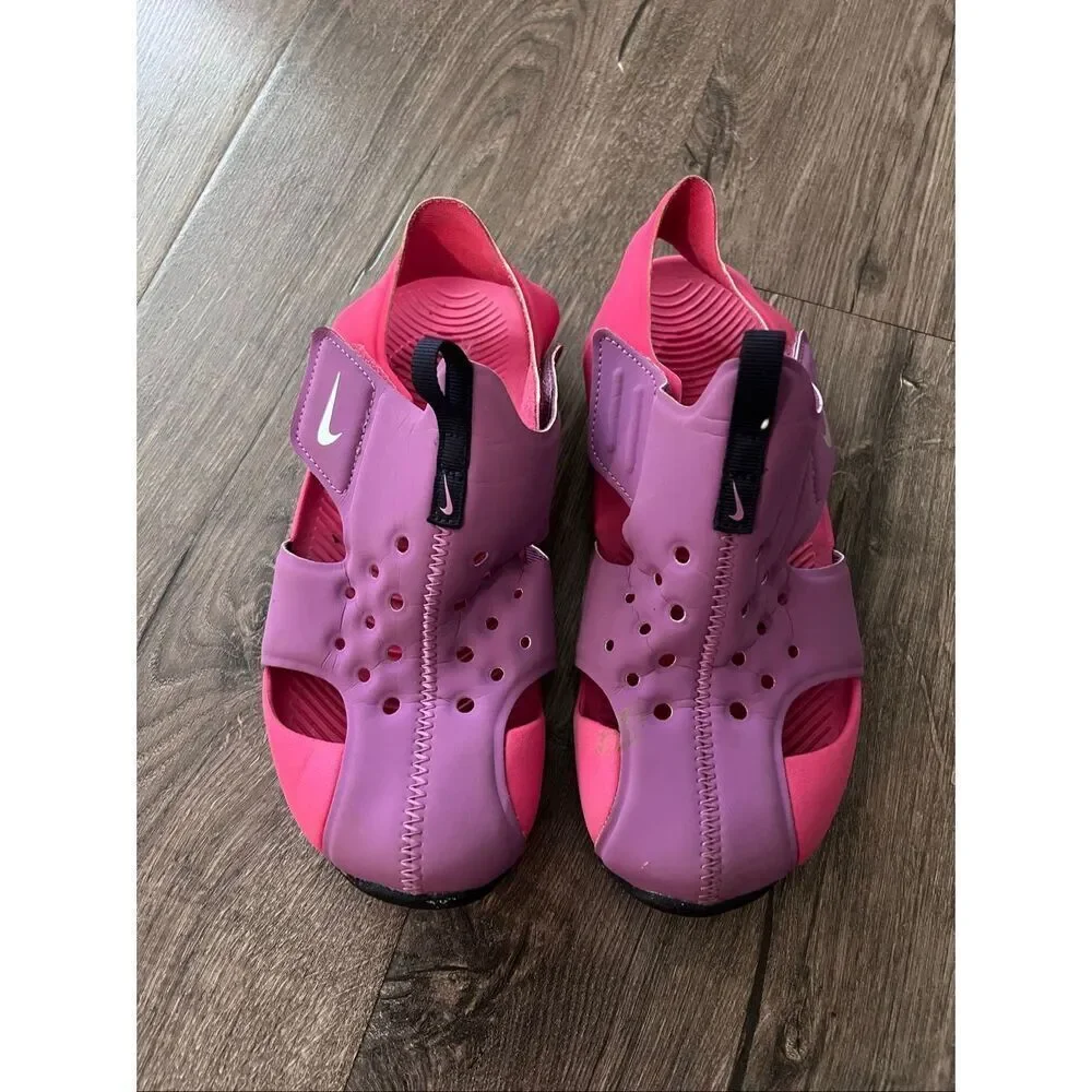 Nike Kids' Sunray Protect 2 Sandal Girl’s size 2.5